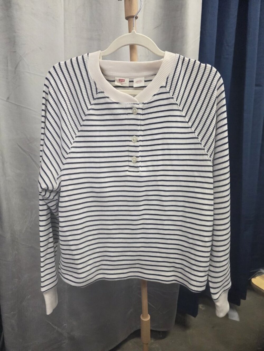Levi's XS Thermal Henley Shirt White Blue Stripe Long Sleeve Waffle Knit WL354